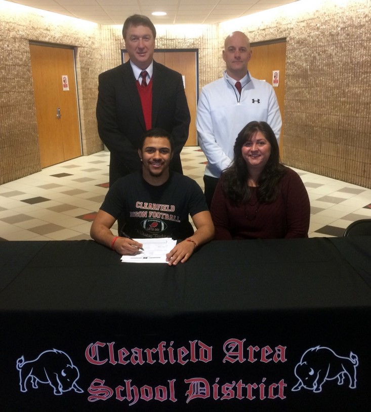 National Signing Day 2017 Seth Caldwell_renamed_6170